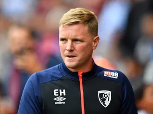 Bournemouth hang on to beat Leicester