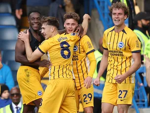 Chelsea crisis worsens in Welbeck masterclass as Brighton take down 10-man Blues