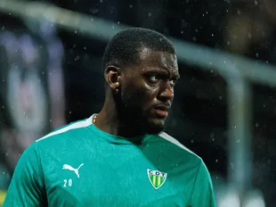 Wolves 'enquire' over Colombian defender wanted by Italian, Greek clubs