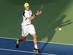 Seppi through in Dubai