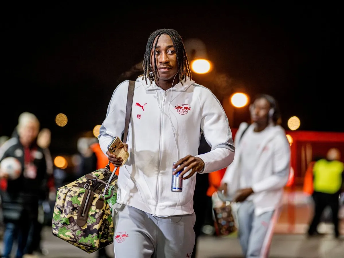 Salah successor? Liverpool 'preparing early move' for Man Utd target