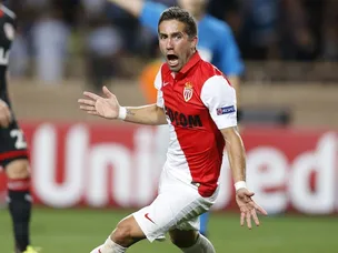 Moutinho fires Monaco in front