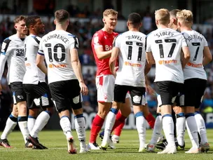 Brennan Johnson strike earns Nottingham Forest a draw at Derby