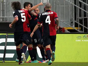 Palermo concede late