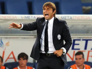 Conte accuses Benfica of time wasting