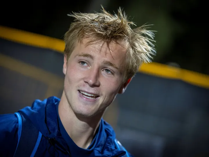 Newcastle ‘competing’ with Barca for midfield ace “far too good” for Scandinavian league