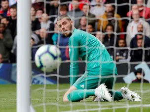 Ole Gunnar Solskjaer defends David de Gea after latest mistake