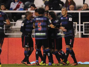 Granada beat 10-man Rayo