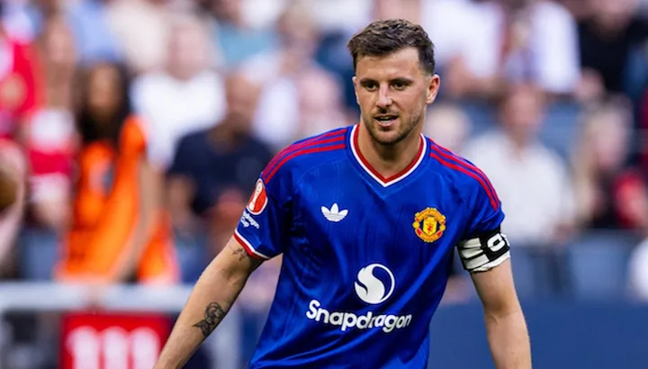 Mason Mount injury latest: Michael Carrick addresses early substitution for Man United midfielder