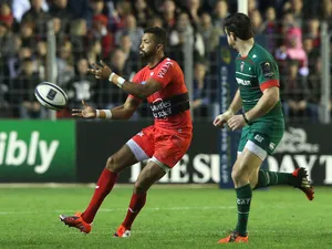 Delon Armitage of Toulon passes the ball during the European Rugby Champions Cup pool three match against Leicester Tigers on December 13, 2014