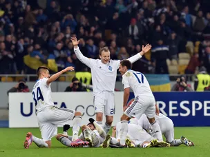Dynamo Kiev send Everton crashing out