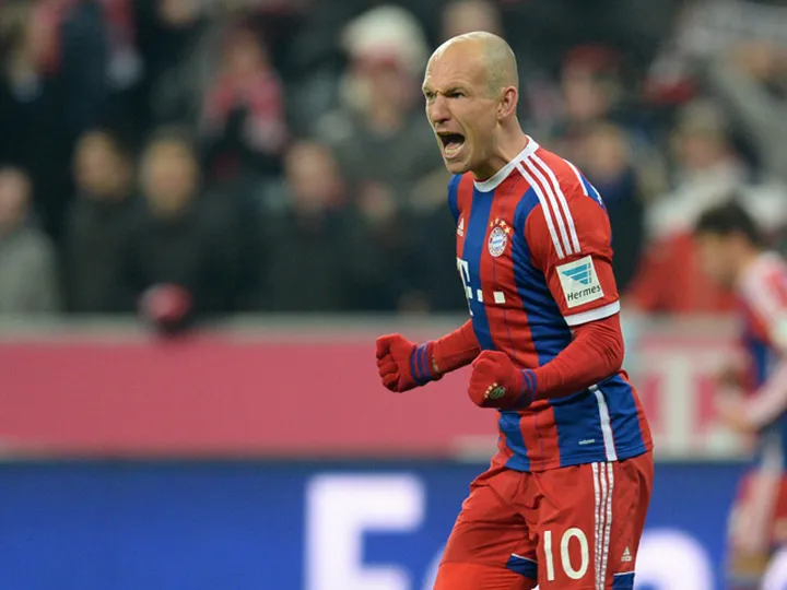 Robben hints at Bayern extension