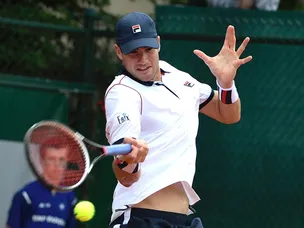 Isner downed by Tsonga in Wimbledon epic