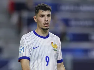 Wolves handed further transfer blow as striker 'says no' to Molineux move