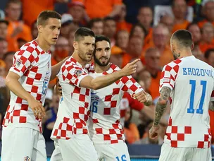 Croatia win six-goal spectacular to reach Nations League final