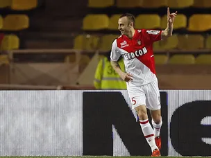 Berbatov rescues Monaco draw