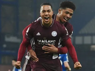 Leicester fight back to earn point against Everton at Goodison Park