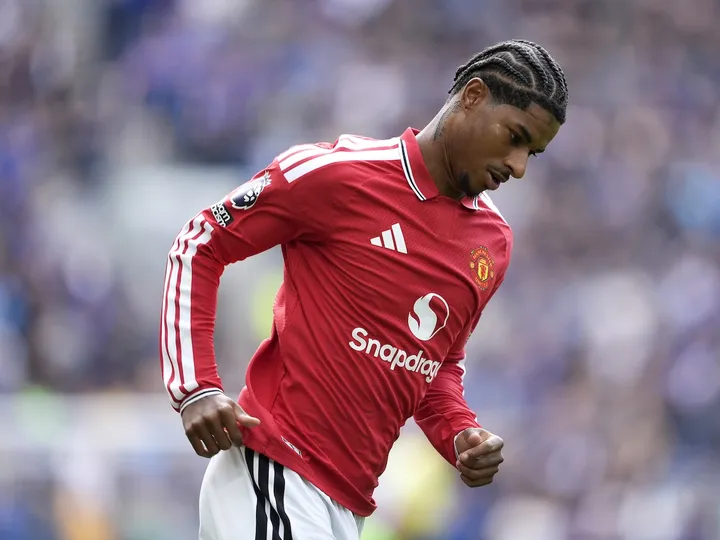 Carrick explains controversial Rashford substitution in frustrating Everton draw