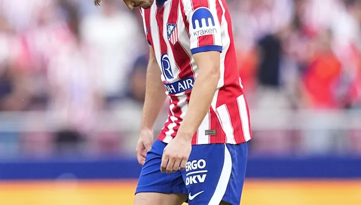 Barcelona transfer news: Julian Alvarez update provided after unsavoury scenes at Metropolitano Stadium