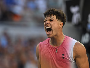 Australian Open: Jannik Sinner vs. Ben Shelton - prediction, head-to-head, tournament so far