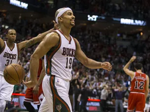 Last-gasp Bucks still in contention