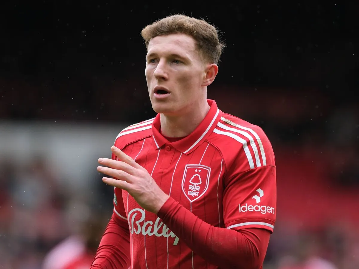 Anderson vows to ignore transfer speculation amid Man City, Man United links