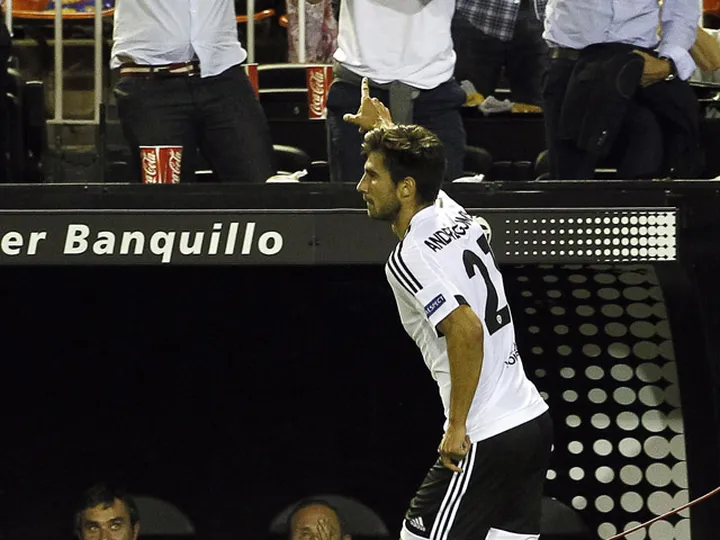 Valencia reject Chelsea offer for midfielder?