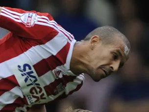 El Alagui congratulates Brentford