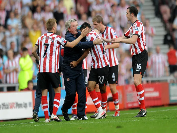 West Ham chase Sunderland midfielder