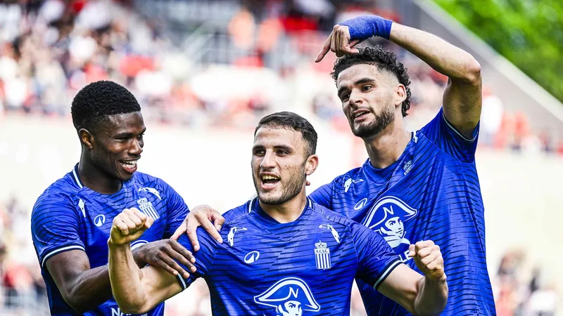 'Financially attractive' - Sunderland 'battling' Marseille for Algeria midfielder