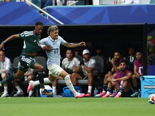 Saudi Arabia 1-1 Uruguay: Bielsa hits familiar stumbling block as Group H is turned on its head