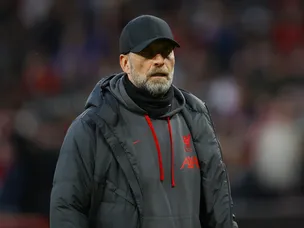 Jurgen Klopp reveals injured Liverpool man has "big chance" of facing Man United