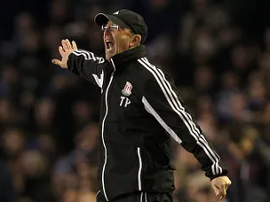 Pulis: 'We must focus on the game'
