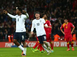 Rooney, Sturridge start for England