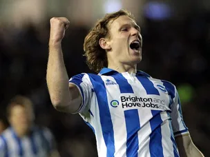 Mackail-Smith draws Brighton 