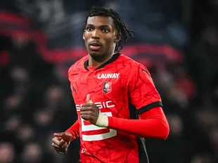 Why Chelsea must ‘act swiftly’ to sign in demand Ligue 1 defender