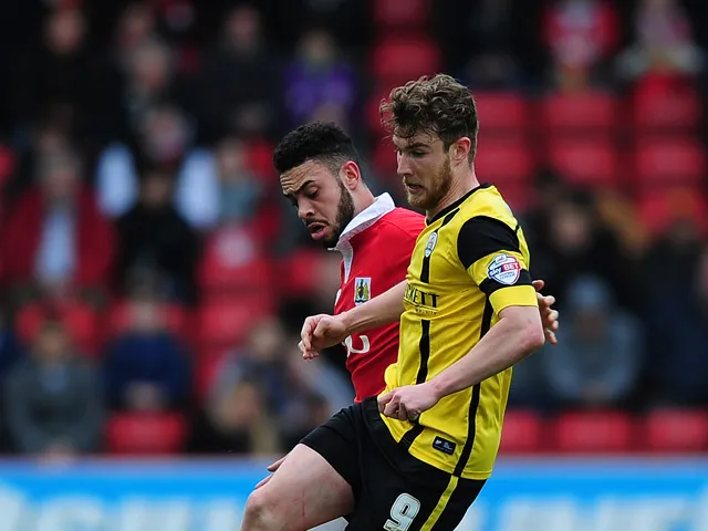 Half-Time Report: Sam Winnall draws Barnsley level