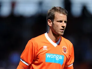 Orlandi, Davies give Blackpool lead