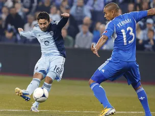 Kansas stroll past 10-man Chivas