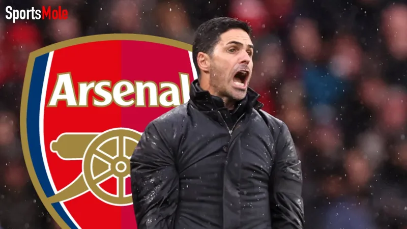 Another injury? Watch Gunners star hold hamstring to add worry after Calafiori