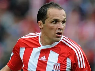 Etherington starts for Stoke