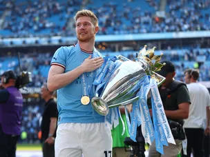 Kevin De Bruyne beats Martin Odegaard to Midfielder of the Season award