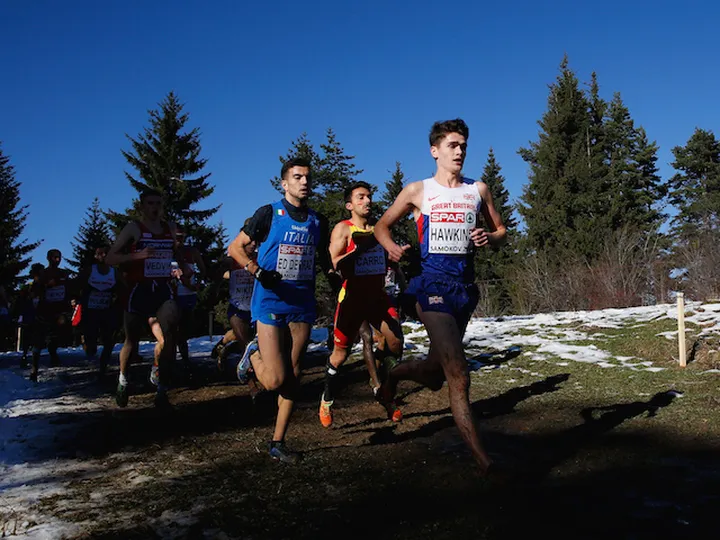 Callum Hawkins finishes ninth in men's marathon