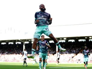 Brentford thrash Fulham 3-0 in West London derby at Craven Cottage