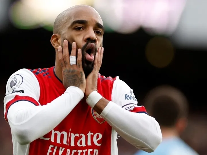 Alexandre Lacazette 'rejects Newcastle approach'