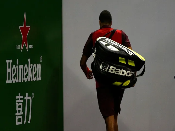 Tsonga safely through to round three