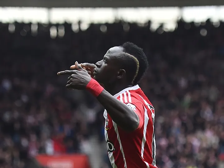 Sadio Mane hits treble in Southampton win