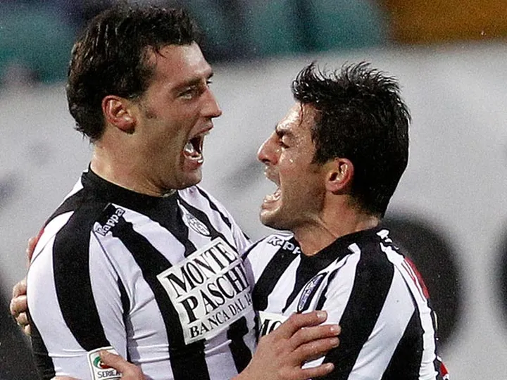 Siena back to winning ways