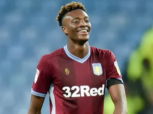 Villa maintain playoff push with fifth straight win