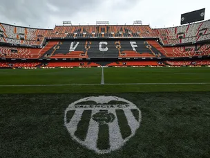 Valencia sporting director slams referee